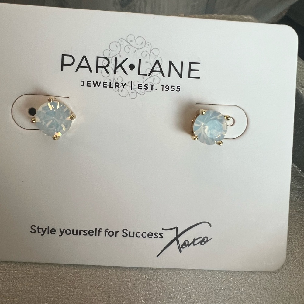 Park Lane Impression Earrings Opal Color